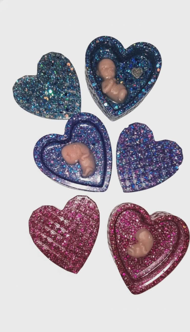 Fetus Memorial Heart – Pregnancy Loss Keepsake – Handmade Resin Memorial – Miscarriage Remembrance – Baby Loss Memorial