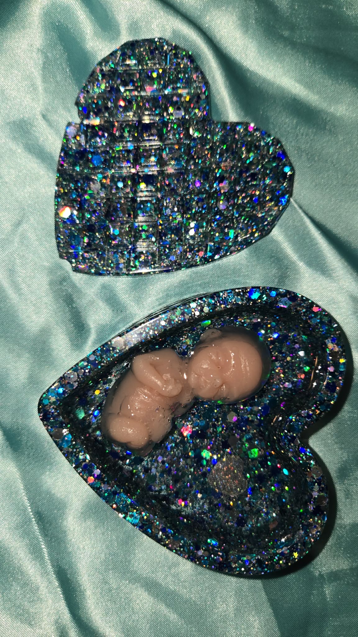 Fetus Memorial Heart – Pregnancy Loss Keepsake – Handmade Resin Memorial – Miscarriage Remembrance – Baby Loss Memorial