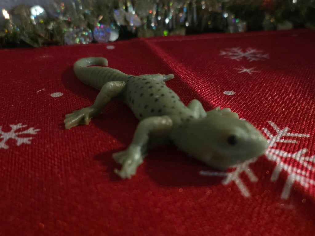 Mini Spotted Gecko – Silicone Art Doll