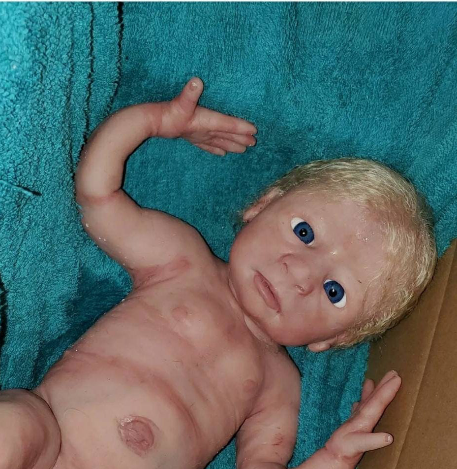Full body silicone art doll  18" lior dacey