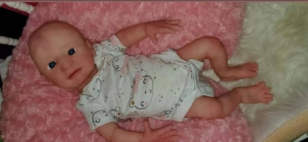 Full body silicone art doll  18" lior dacey