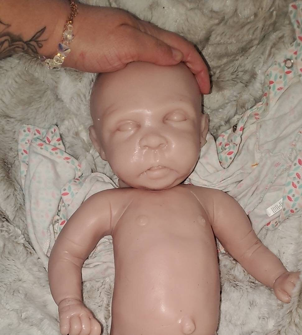 Full body silicone art doll 21" newborn