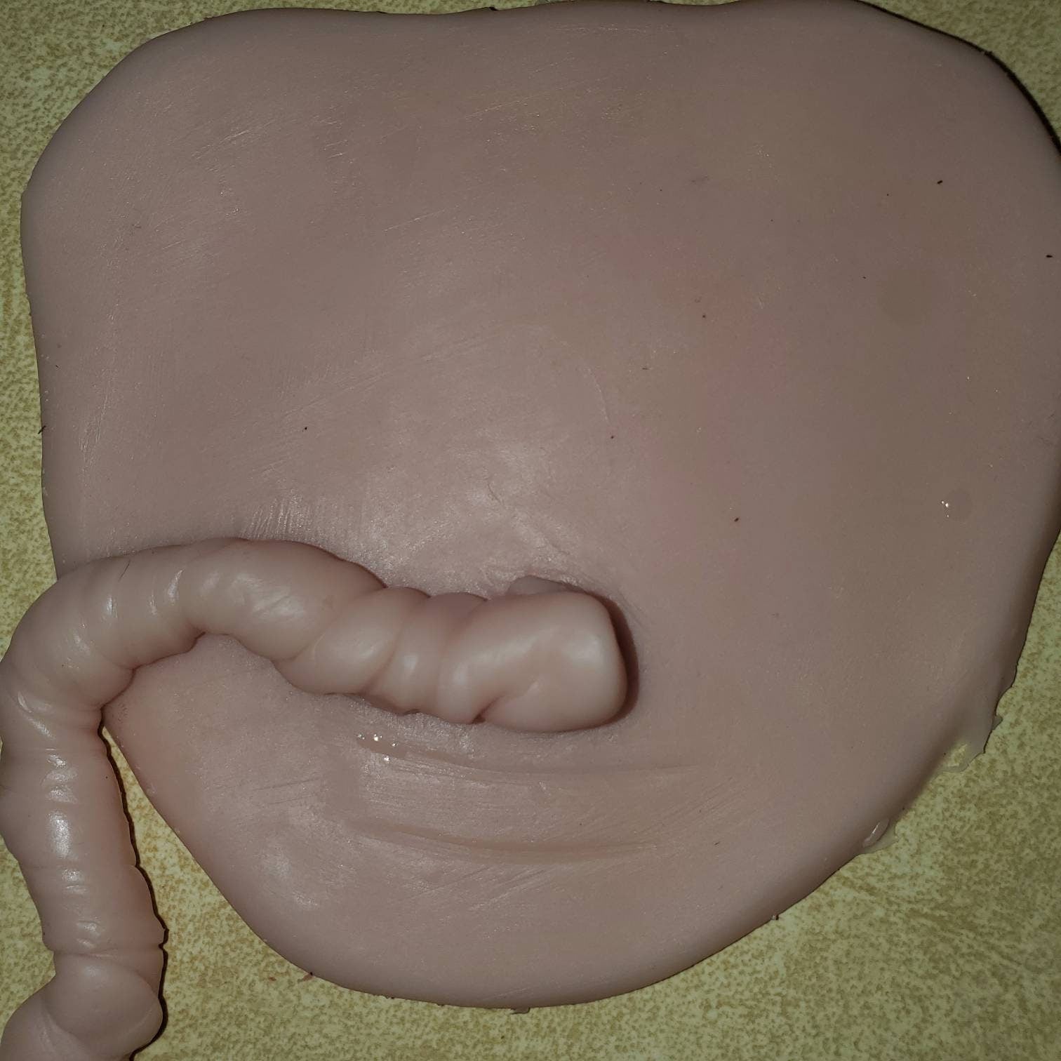 Silicone baby belly plate for newborn size baby unpainted reborn with umbilical cord attached