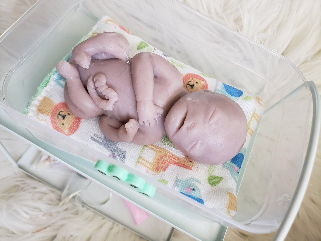 Full body 20 week gestational fetus memorial silicone art doll