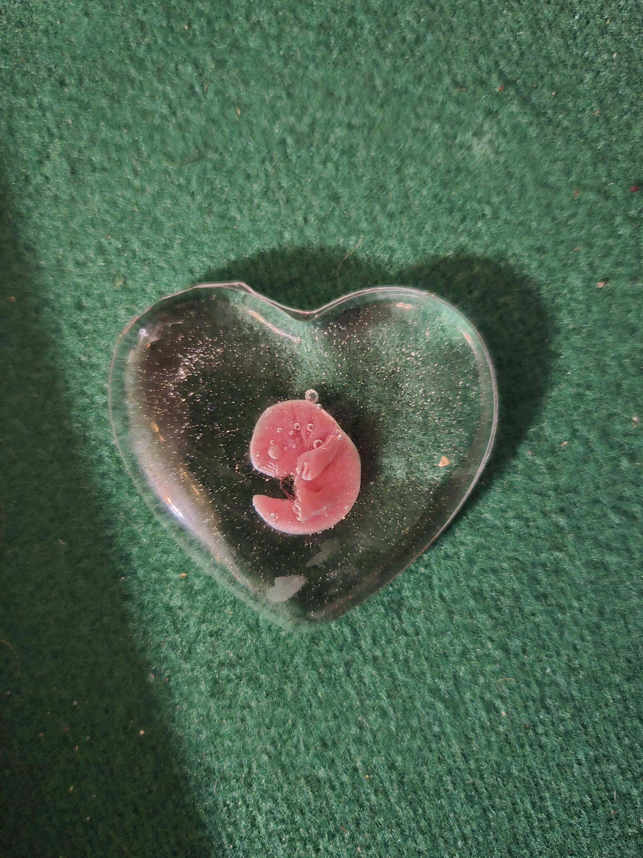 Beautiful memorial resin heart peice
