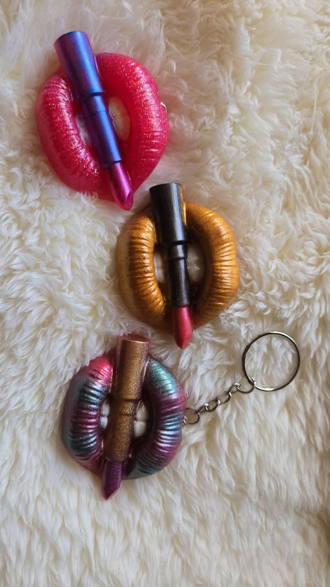 resin lip keychain