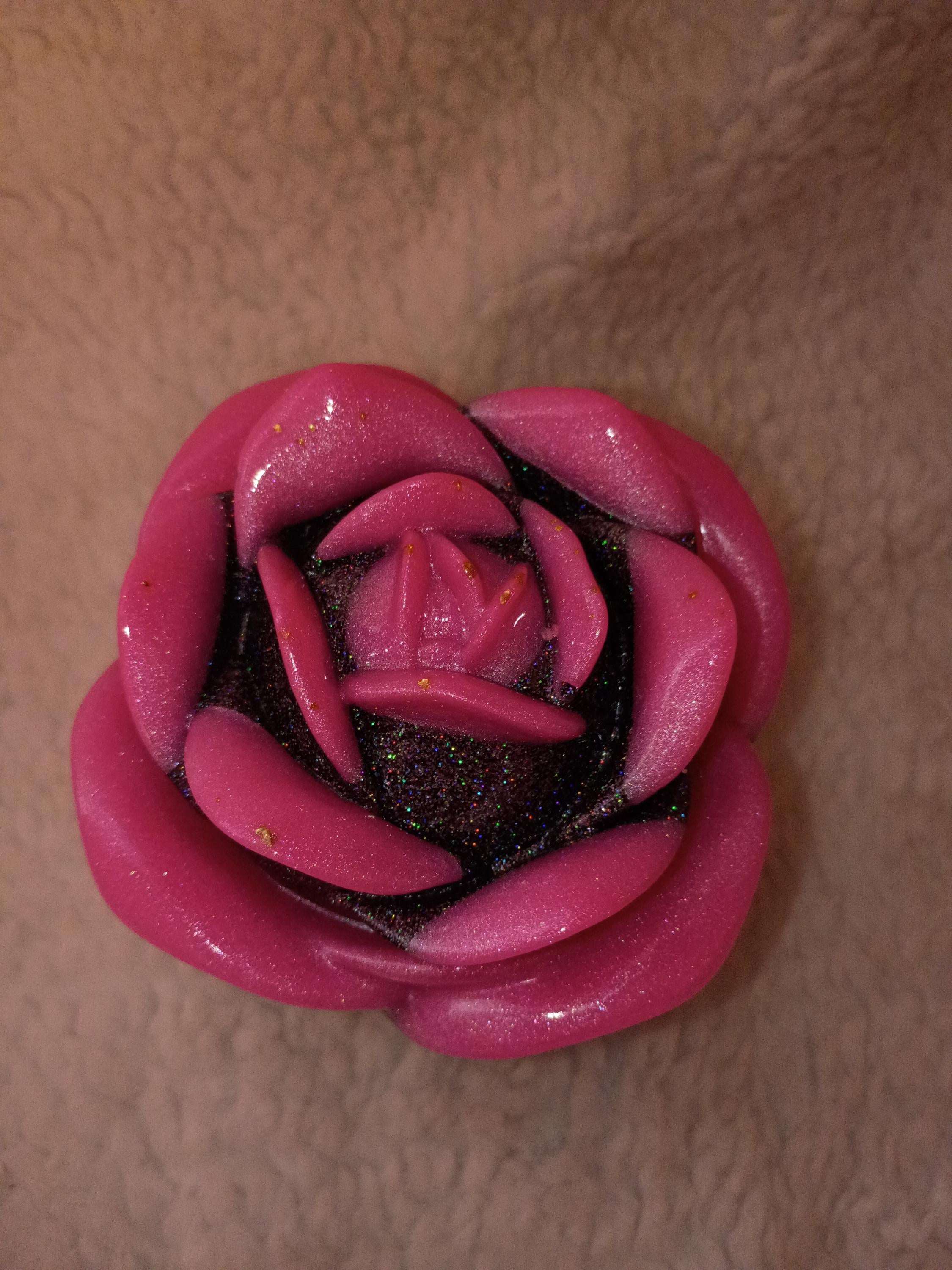 glitter, shimmer or solid Resin rose candle