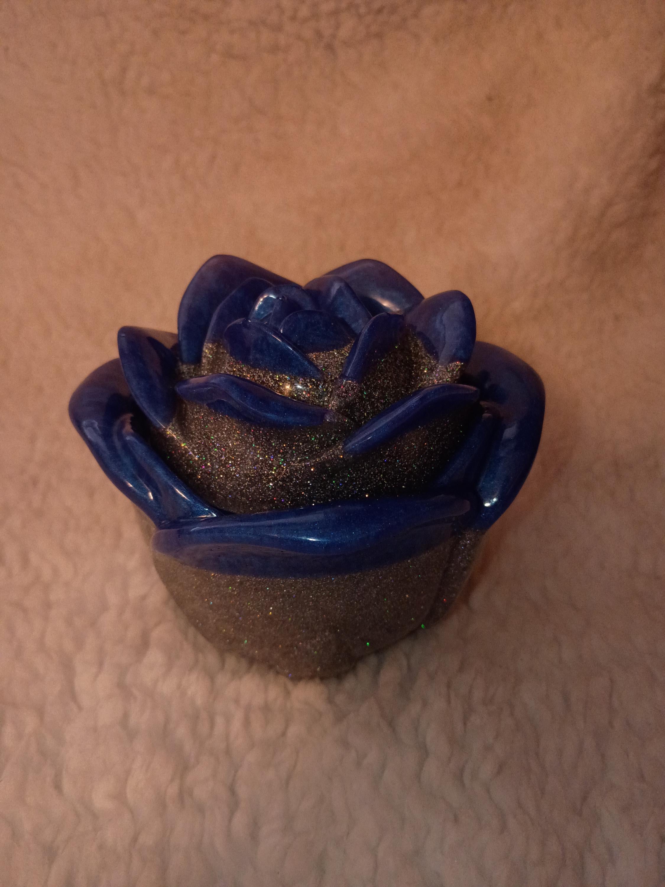 glitter, shimmer or solid Resin rose candle