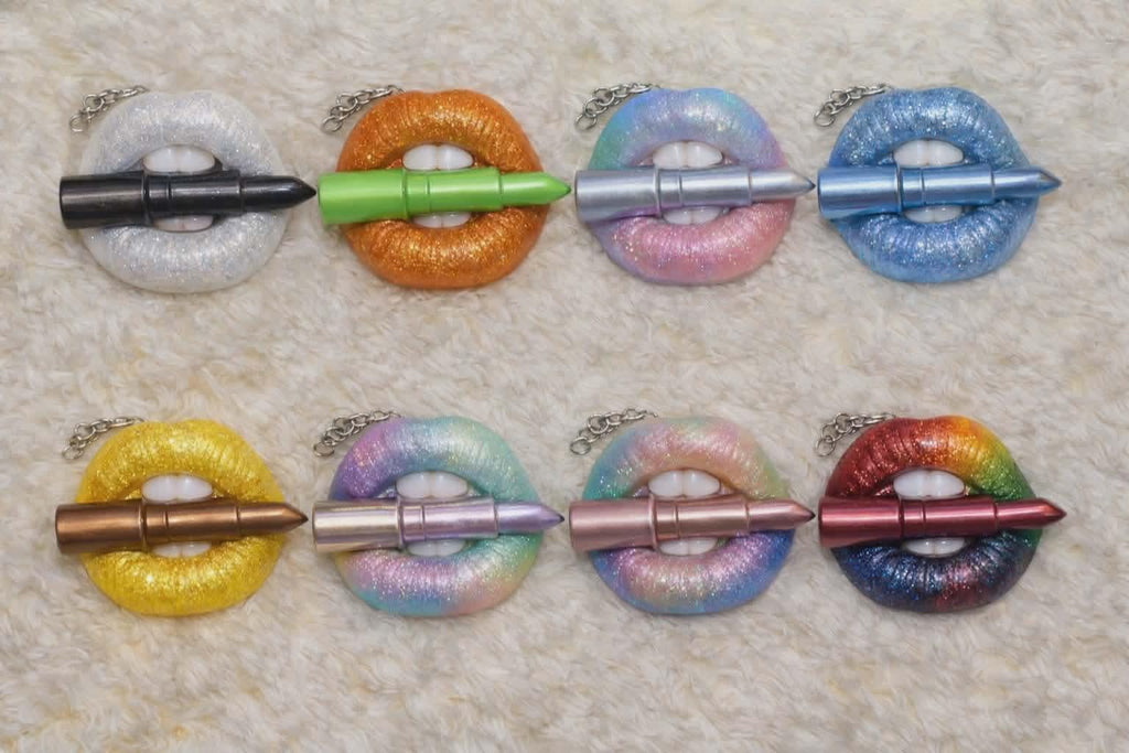 resin lip keychain