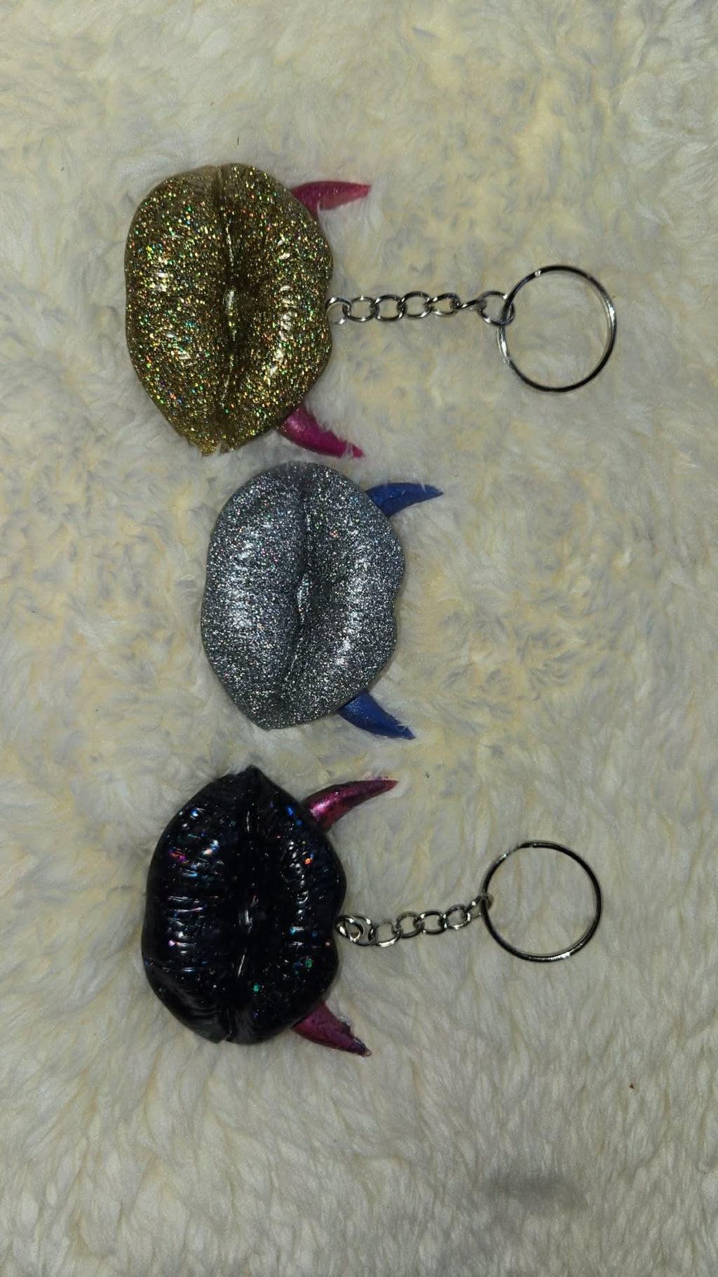 resin lip keychain
