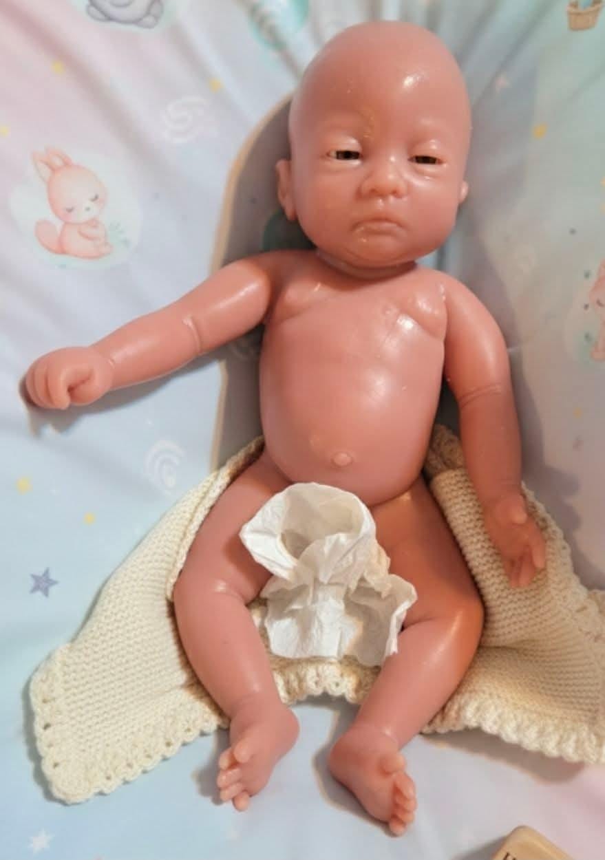 Full body silicone art doll 18" inches