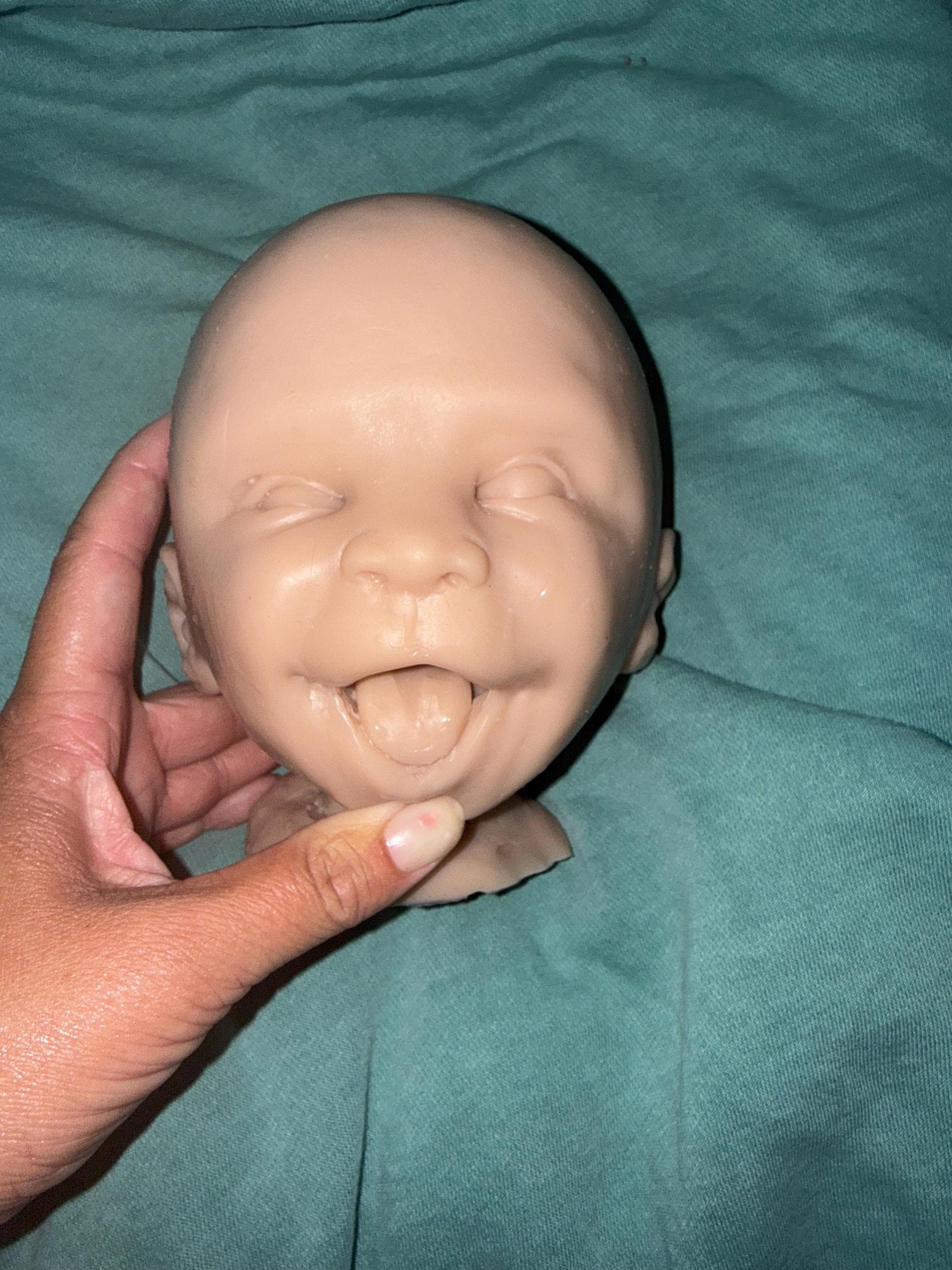 Silicone art doll head smiley doll marina for newborn 18-19 cuddle baby